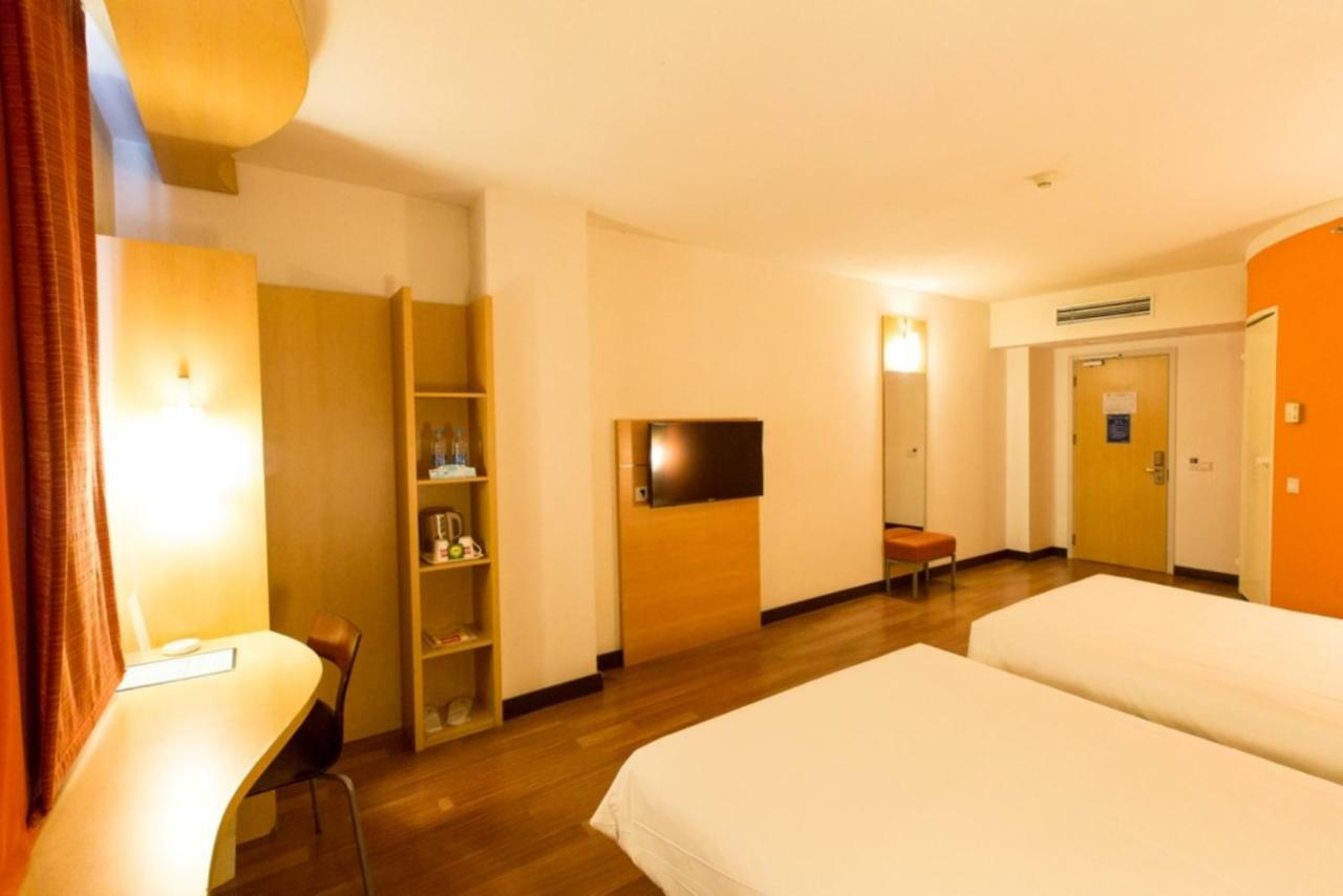 Ibis Dongguan Dongcheng Hotell Exteriör bild